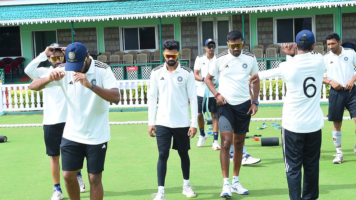 Photo: X | BCCI Domestic : Indian players prepping for the Duleep Trophy opening round match.